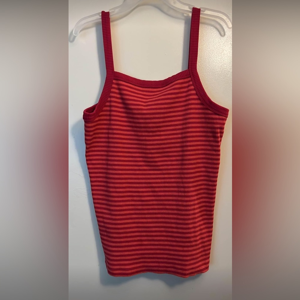 Striped Old Navy Slim-Fit Camisole 🌺